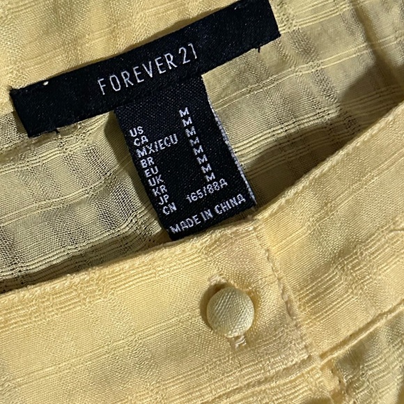 Forever 21 Pale Yellow Ruffle Button-Front Cropped Cami - Picture 2 of 9